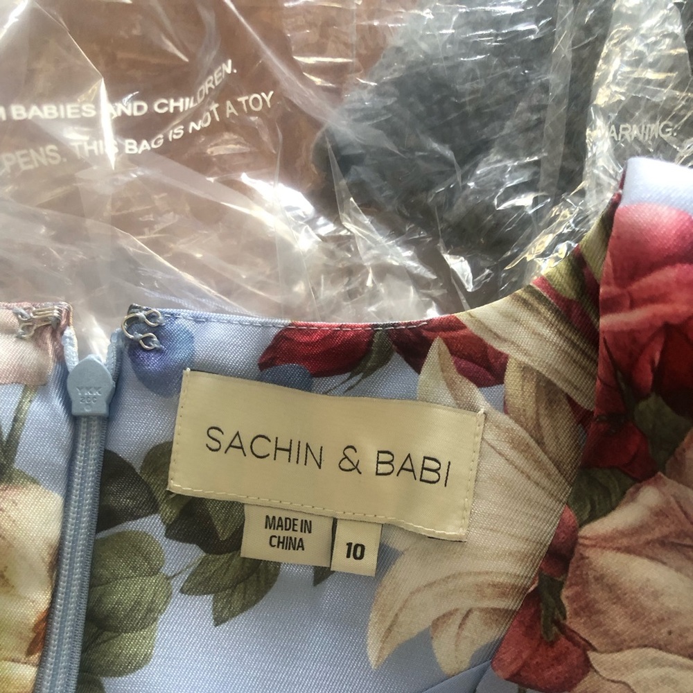Sachin & Babi Brooke powder blue bouquet gown - Picture 9 of 12